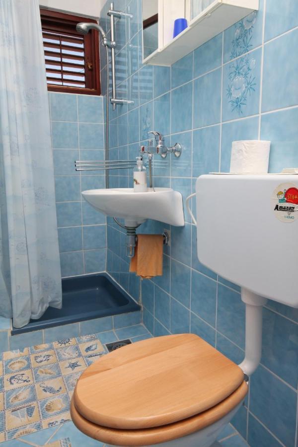 Apartments With A Parking Space Starigrad, Paklenica - 6431 외부 사진