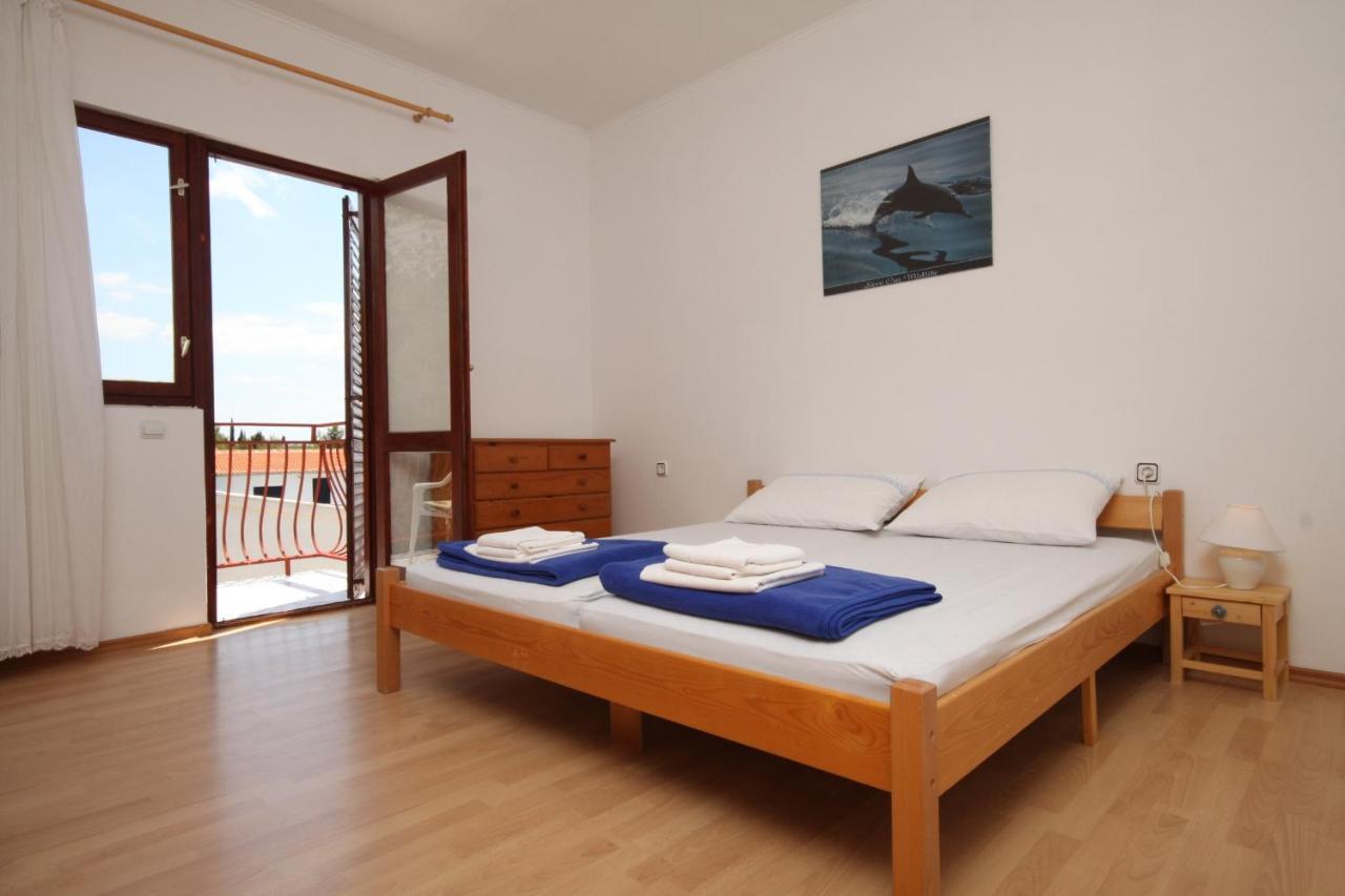 Apartments With A Parking Space Starigrad, Paklenica - 6431 외부 사진