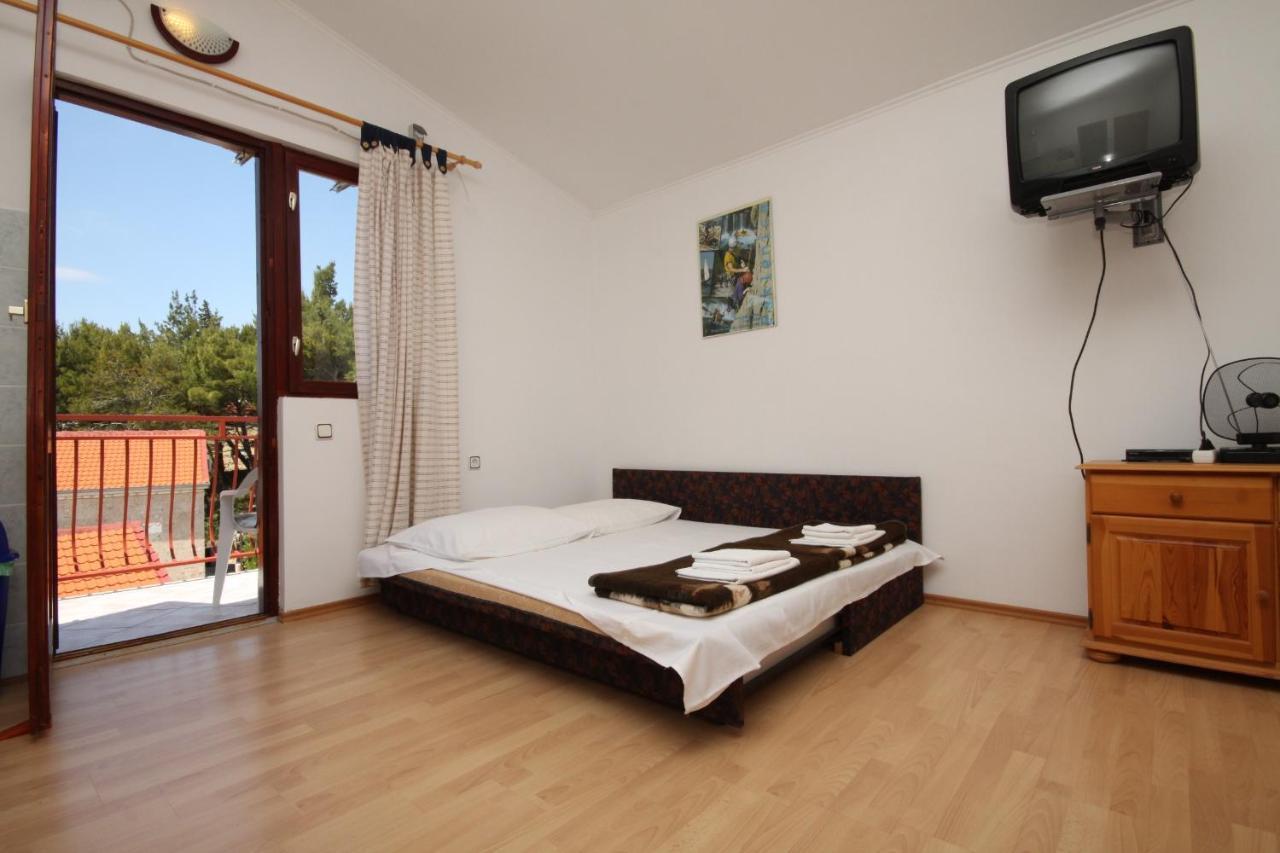 Apartments With A Parking Space Starigrad, Paklenica - 6431 외부 사진